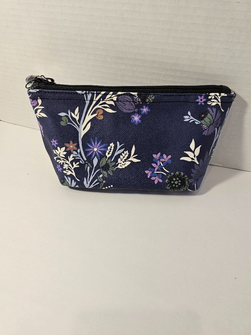 Vera Bradley Every Day Small Pouch Garden Masquerade Vines Shadow Bag Cosmetic
